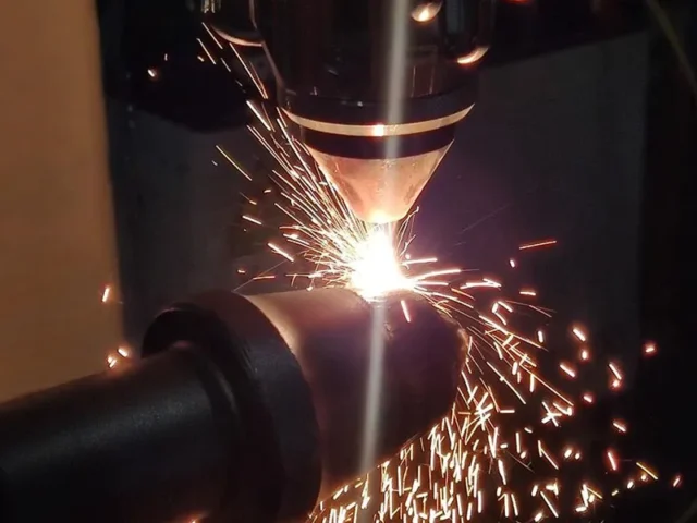 Восстановление изношенных деталей лазерной наплавкой: когда это выгоднее покупки новой